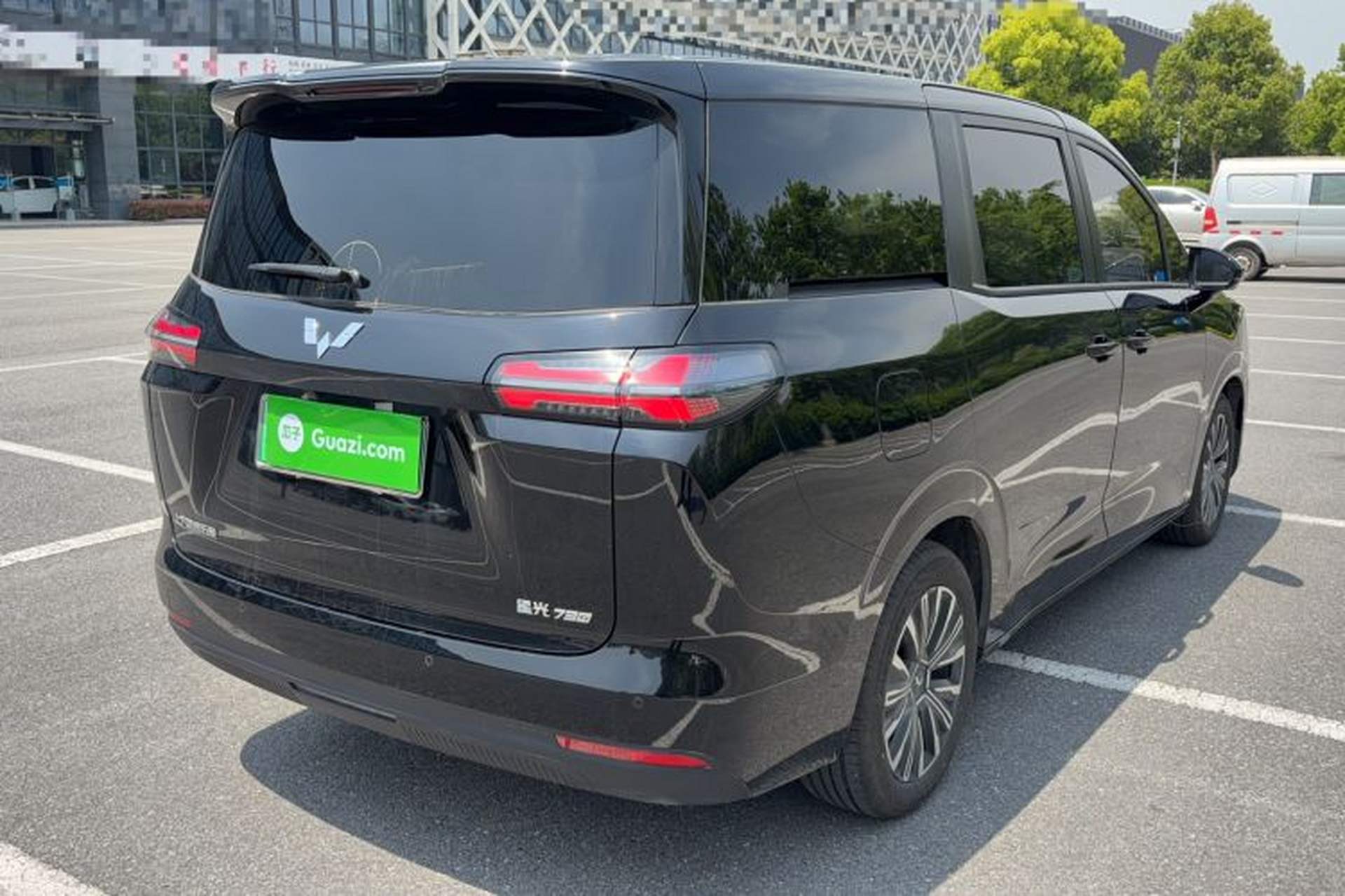 Used Wuling Starlight 730 2025 Model Plug-in Hybrid 125km Luxury Edition Rear Right 45 Deg
