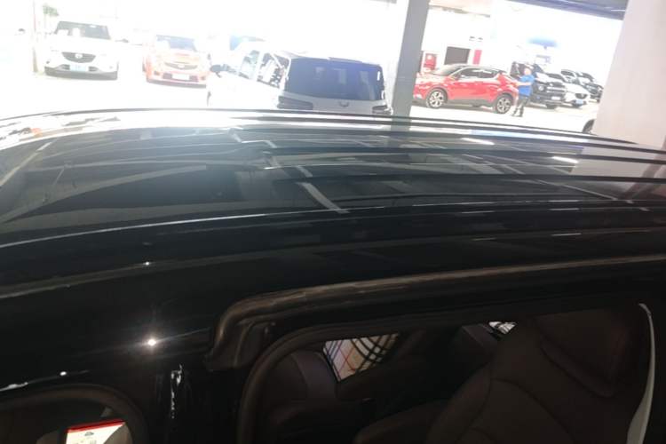 Used Wuling Starlight 730 2025 Model Plug-in Hybrid 125km Luxury Edition Roof