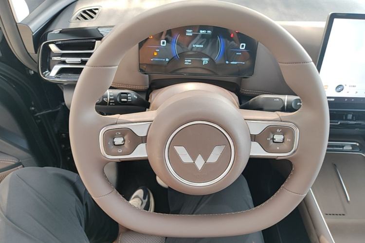 Used Wuling Starlight 730 2025 Model Plug-in Hybrid 125km Luxury Edition Steering Wheel