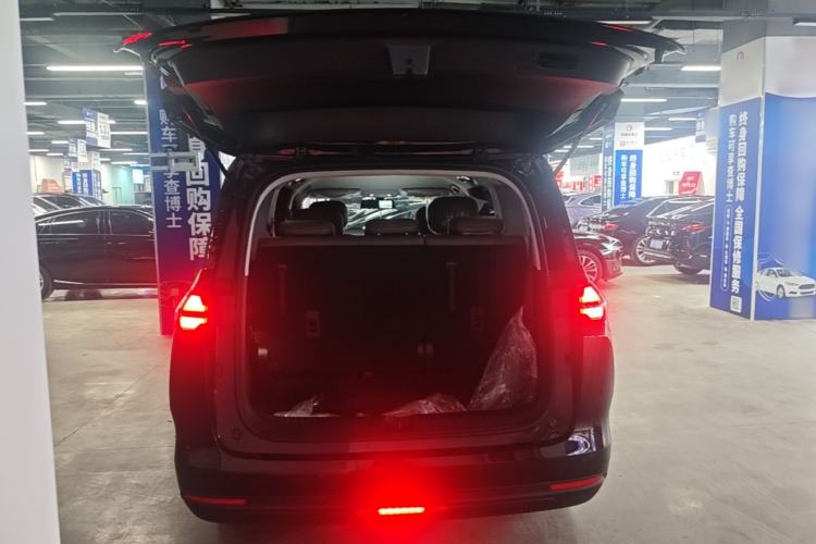 Used Wuling Starlight 730 2025 Model Plug-in Hybrid 125km Luxury Edition Trunk