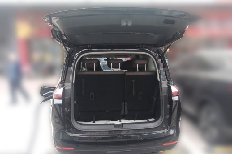 Used Wuling Starlight 730 2025 Model Plug-in Hybrid 125km Luxury Edition Trunk