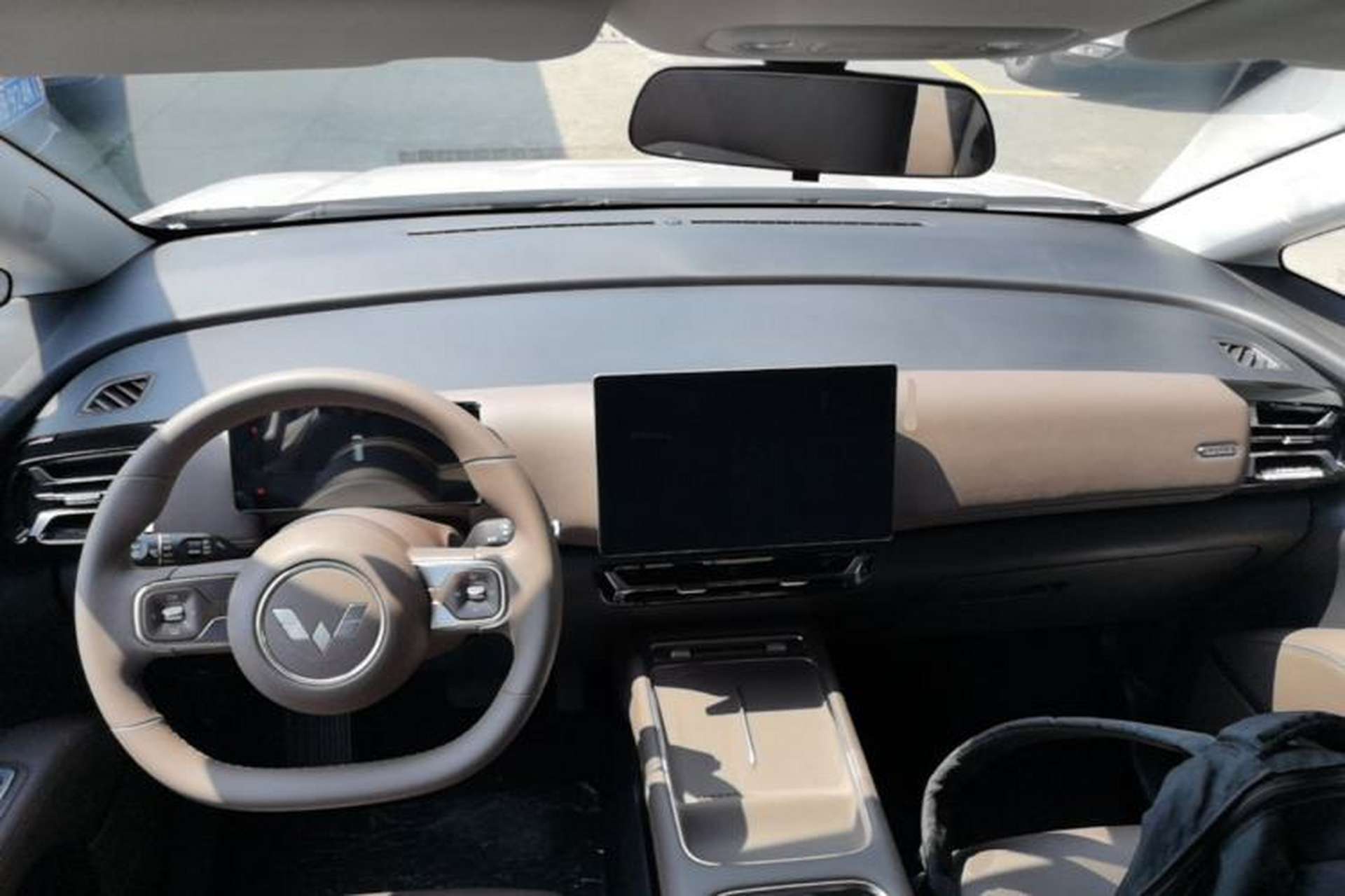 Used Wuling Starlight 730 2025 Model Plug-in Hybrid 125km Luxury Edition Center Console