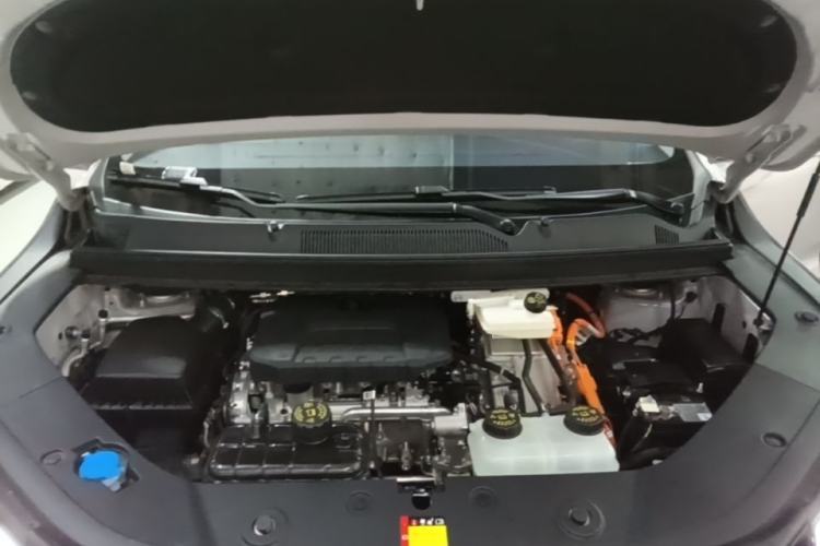 Used Wuling Starlight 730 2025 Model Plug-in Hybrid 125km Luxury Edition Engine Bay