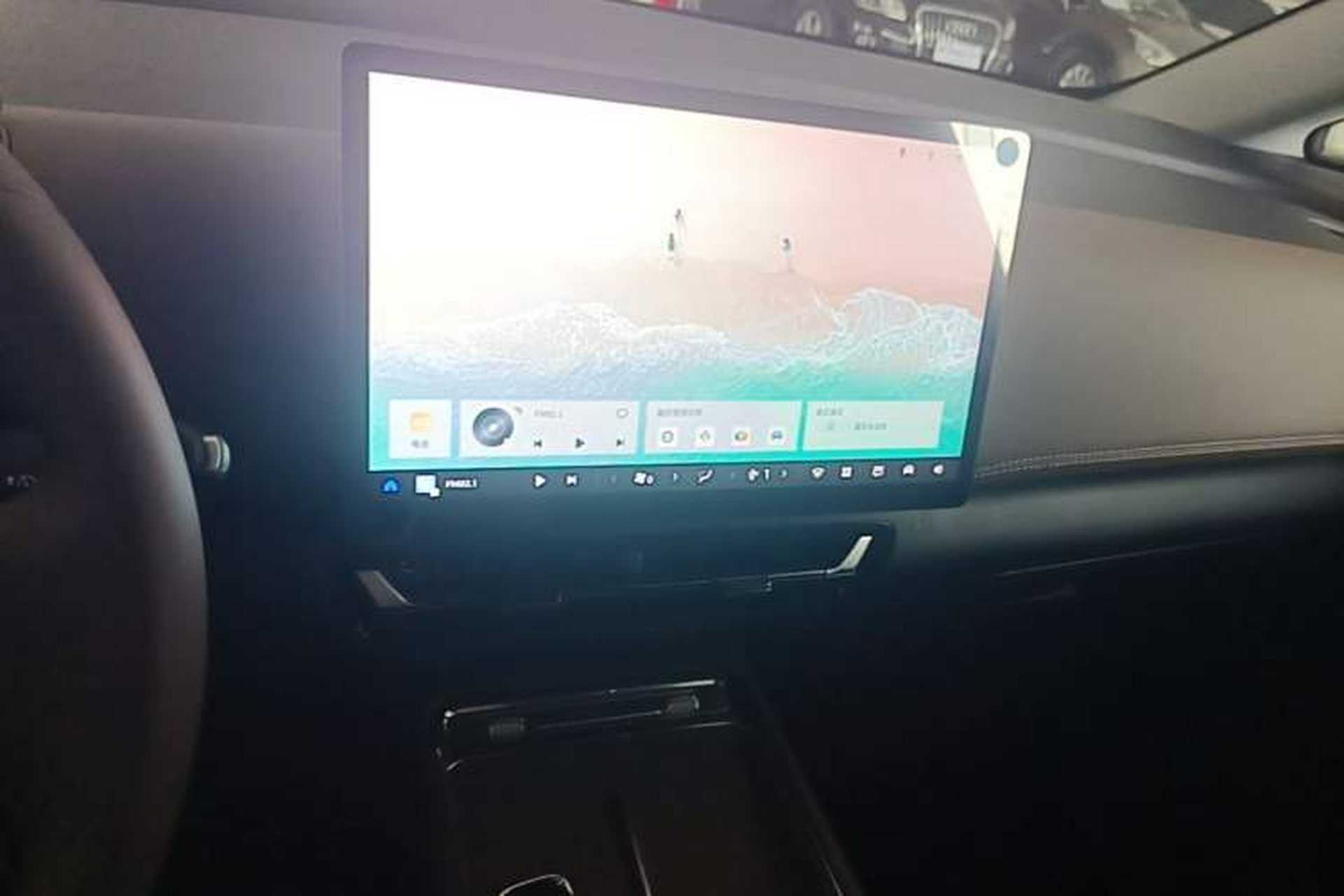 Used Wuling Starlight 730 2025 Model Plug-in Hybrid 125km Luxury Edition Audio And AC Panel