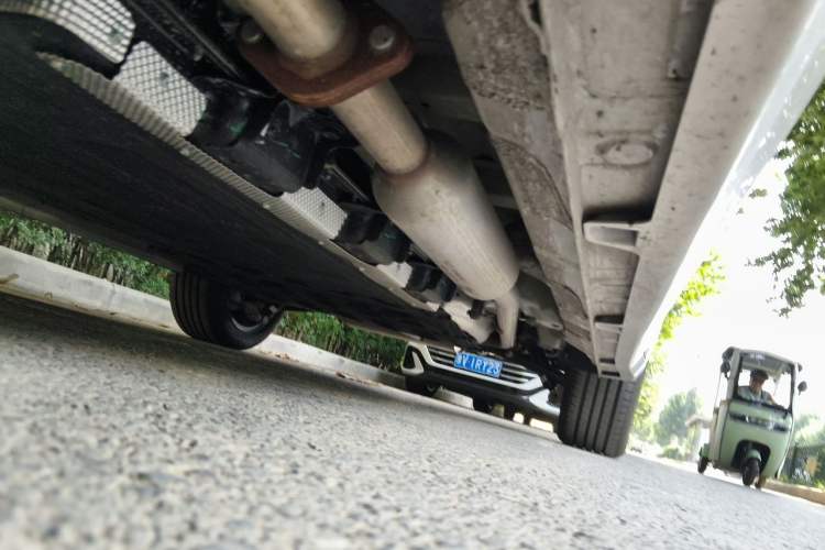 Used Wuling Starlight 730 2025 Model Plug-in Hybrid 125km Luxury Edition Chassis Front Left