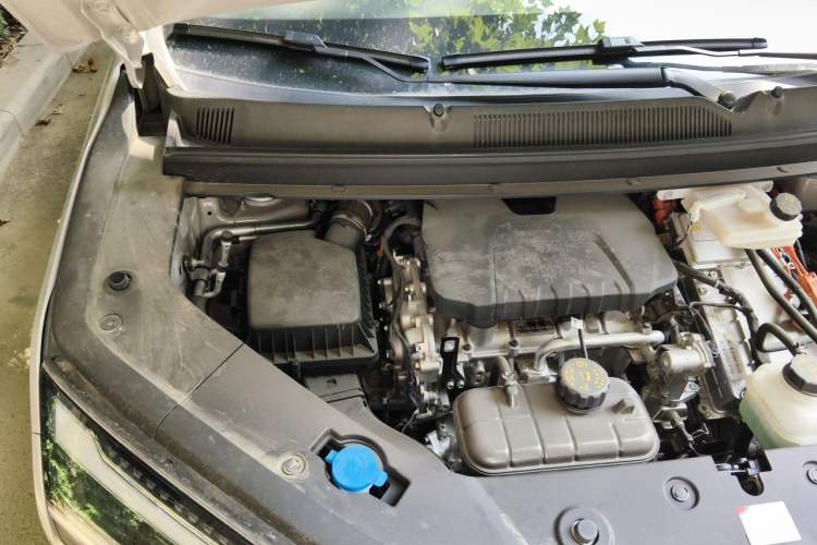 Used Wuling Starlight 730 2025 Model Plug-in Hybrid 125km Luxury Edition Engine Bay Right