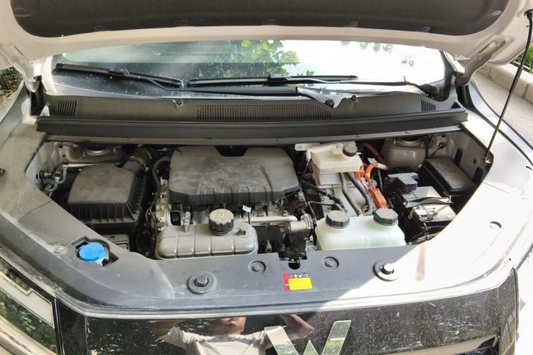 Used Wuling Starlight 730 2025 Model Plug-in Hybrid 125km Luxury Edition Engine Bay