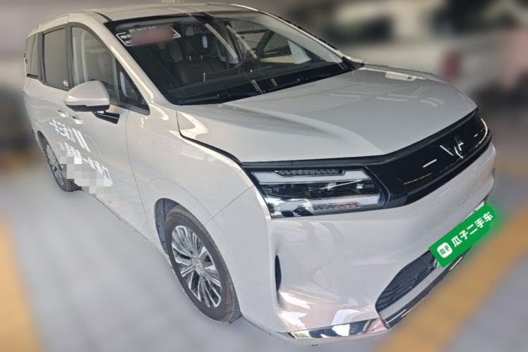 Used Wuling Starlight 730 2025 Model Pure Electric 500km Luxury Edition Exterior 1