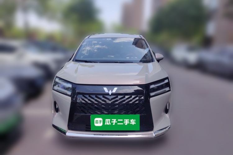 Used Wuling Starlight 730 2025 Model Plug-in Hybrid 125km Luxury Edition Front