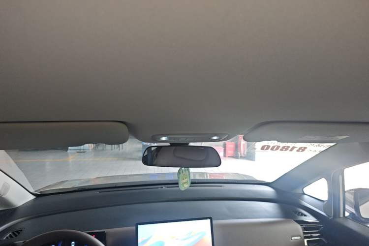 Used Wuling Starlight 730 2025 Model Pure Electric 500km Luxury Edition Headliner