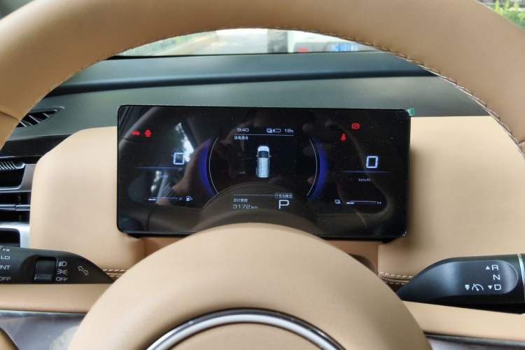 Used Wuling Starlight 730 2025 Model Plug-in Hybrid 125km Luxury Edition Instrument Cluster
