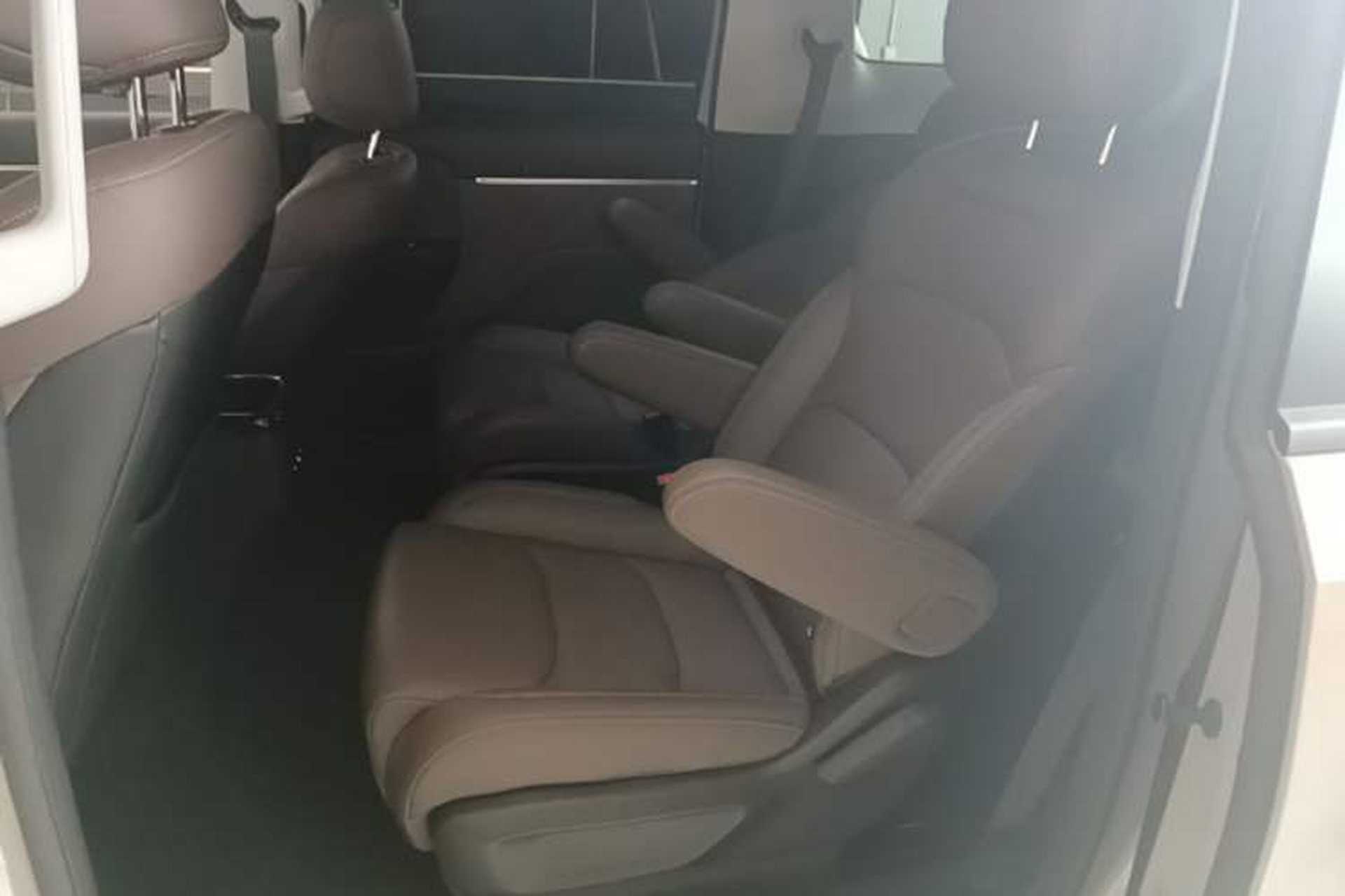 Used Wuling Starlight 730 2025 Model Plug-in Hybrid 125km Luxury Edition Left Rear Seat