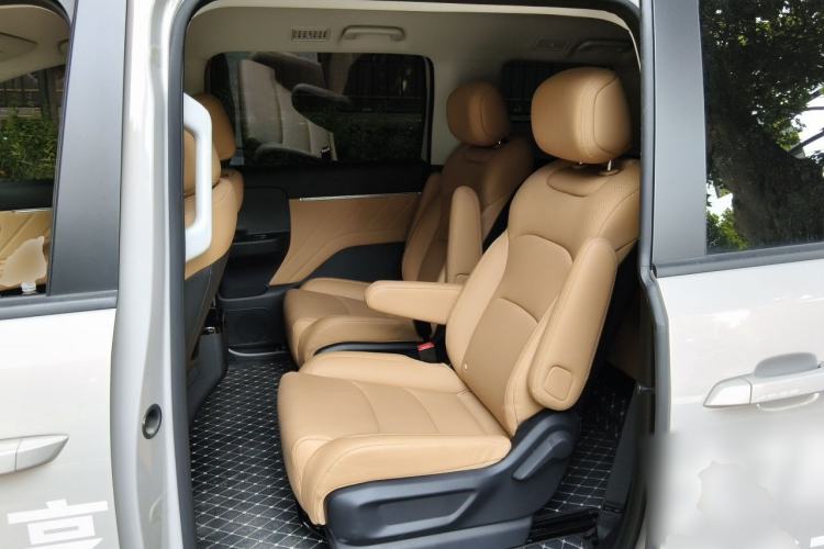 Used Wuling Starlight 730 2025 Model Plug-in Hybrid 125km Luxury Edition Left Rear Seat