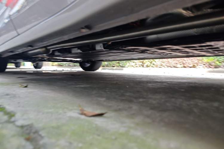 Used Wuling Starlight 730 2025 Model Plug-in Hybrid 125km Luxury Edition Left Side Sill