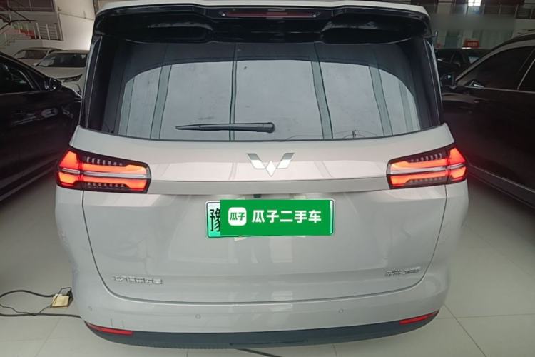 Used Wuling Starlight 730 2025 Model Plug-in Hybrid 125km Luxury Edition Rear