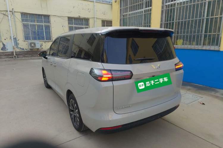 Used Wuling Starlight 730 2025 Model Plug-in Hybrid 125km Luxury Edition Rear Left 45 Deg