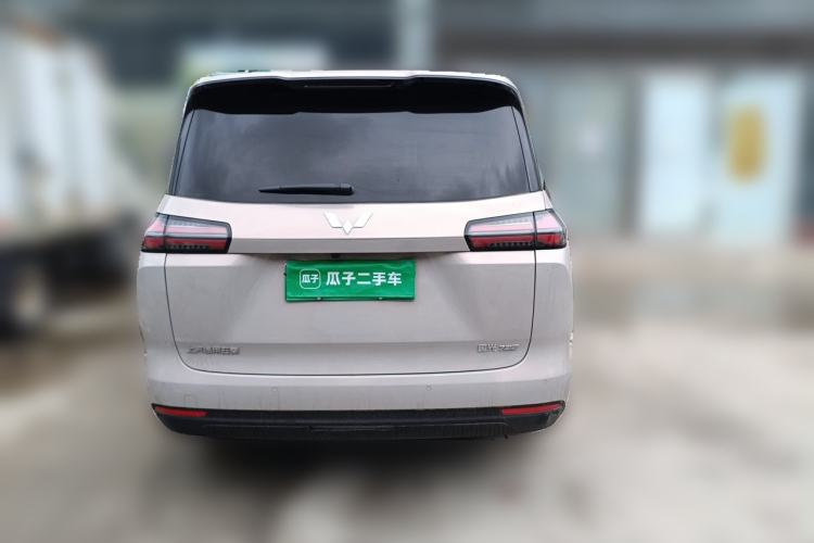 Used Wuling Starlight 730 2025 Model Plug-in Hybrid 125km Luxury Edition Rear