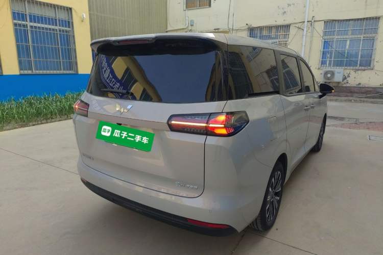 Used Wuling Starlight 730 2025 Model Plug-in Hybrid 125km Luxury Edition Rear Right 45 Deg