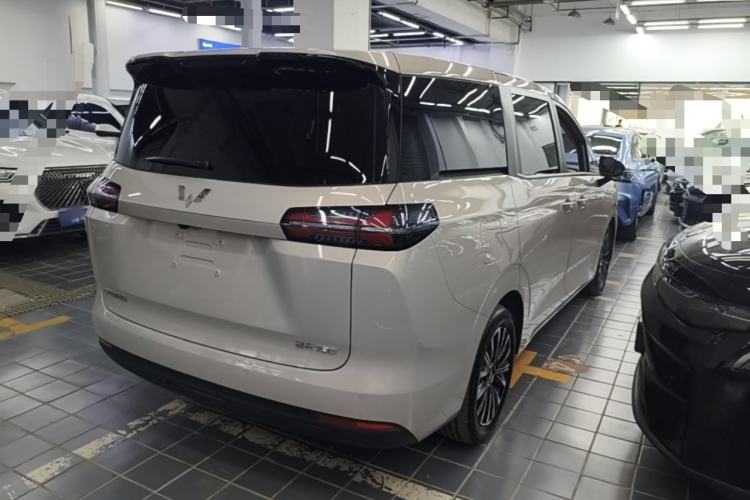 Used Wuling Starlight 730 2025 Model Plug-in Hybrid 125km Luxury Edition Rear Right 45 Deg