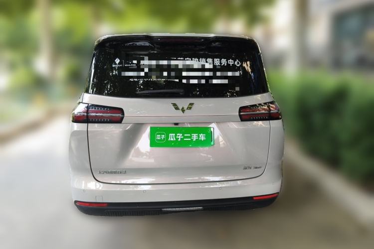 Used Wuling Starlight 730 2025 Model Plug-in Hybrid 125km Luxury Edition Rear