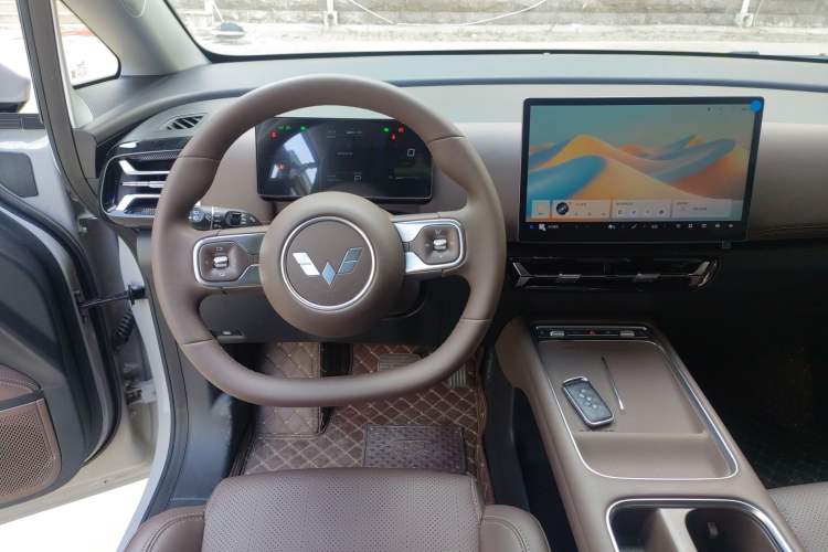 Used Wuling Starlight 730 2025 Model Plug-in Hybrid 125km Luxury Edition Steering Wheel