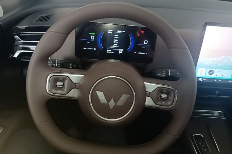 Used Wuling Starlight 730 2025 Model Plug-in Hybrid 125km Luxury Edition Steering Wheel