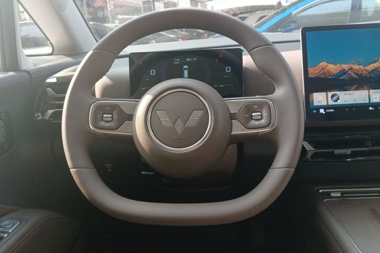 Used Wuling Starlight 730 2025 Model Plug-in Hybrid 125km Luxury Edition Steering Wheel