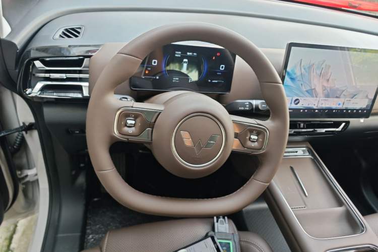 Used Wuling Starlight 730 2025 Model Plug-in Hybrid 125km Luxury Edition Steering Wheel