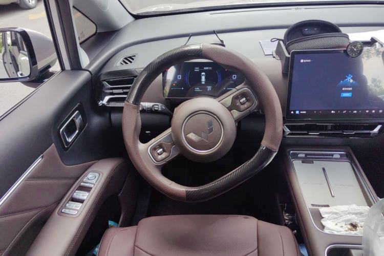 Used Wuling Starlight 730 2025 Model Plug-in Hybrid 125km Luxury Edition Steering Wheel