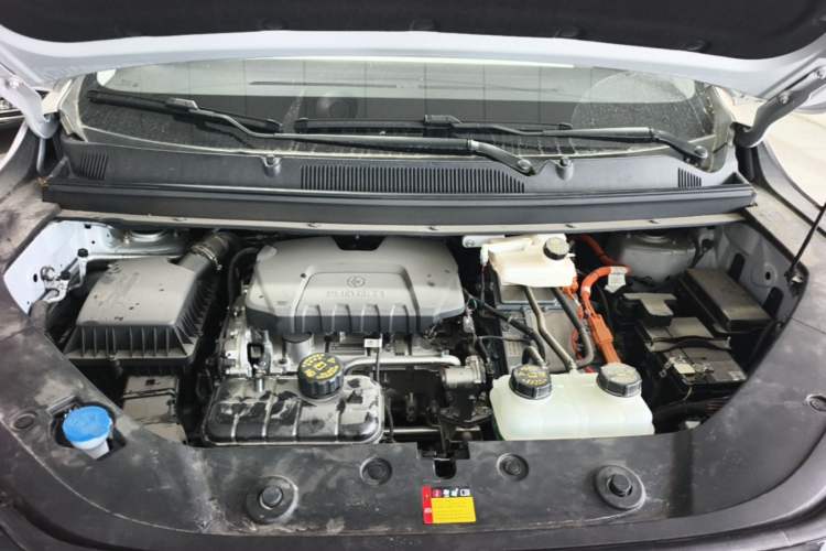 Used Wuling Starlight 730 2025 Model Plug-in Hybrid 125km Luxury Edition Engine Bay