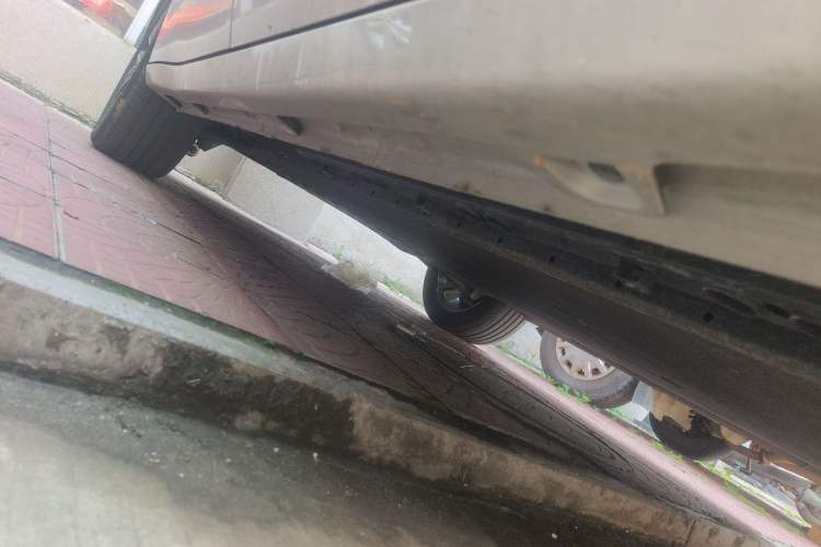 Used Wuling Starlight 730 2025 Model Pure Electric 500km Luxury Edition Chassis Rear Right