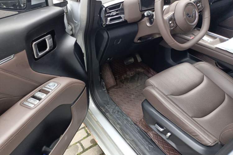 Used Wuling Starlight 730 2025 Model Pure Electric 500km Luxury Edition Driver Seat
