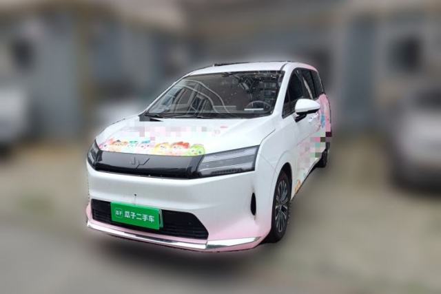 Used Wuling Starlight 730 2025 Model Pure Electric 500km Luxury Edition