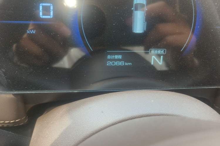 Used Wuling Starlight 730 2025 Model Pure Electric 500km Luxury Edition Odometer Close Up