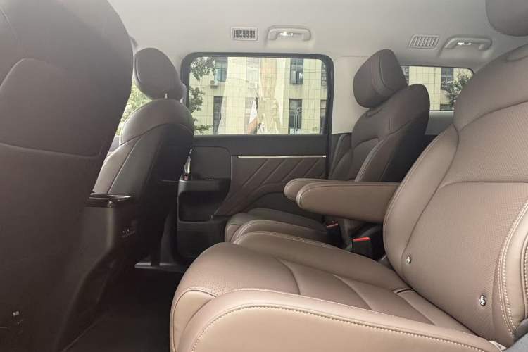 Used Wuling Starlight 730 2025 Model Pure Electric 500km Luxury Edition Interior 3