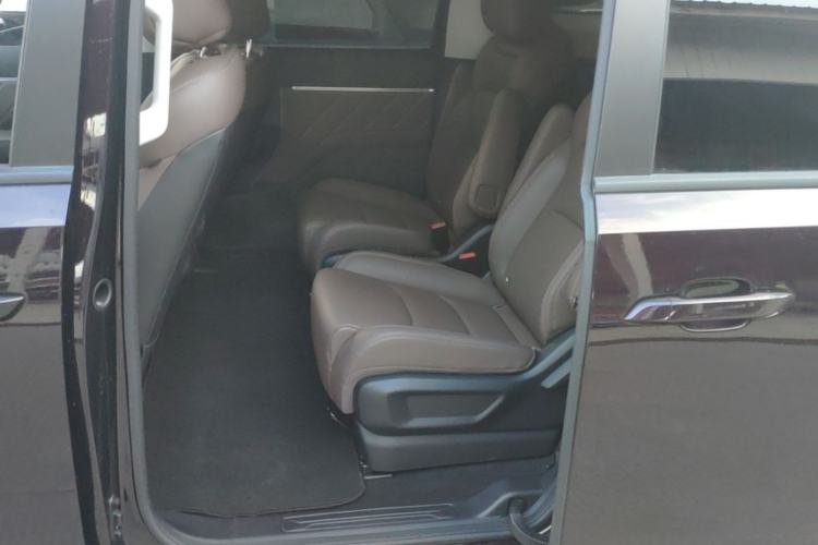 Used Wuling Starlight 730 2025 Model Pure Electric 500km Luxury Edition Left Rear Seat