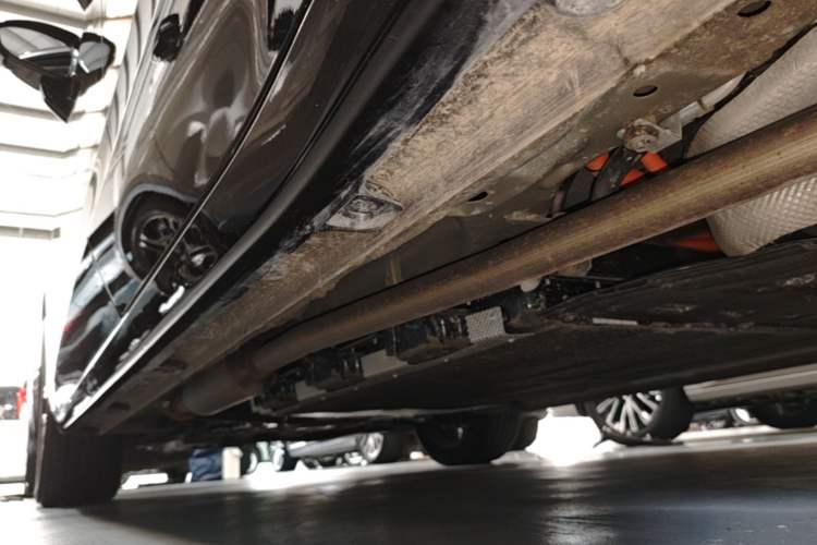Used Wuling Starlight 730 2025 Model Plug-in Hybrid 125km Luxury Edition Left Side Sill