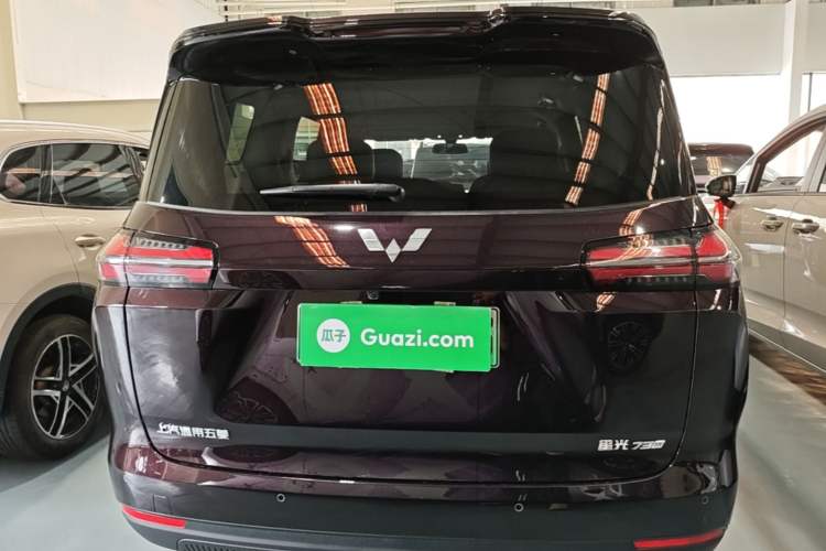 Used Wuling Starlight 730 2025 Model Plug-in Hybrid 125km Luxury Edition Rear
