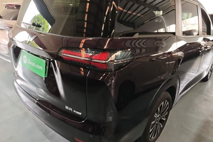 Used Wuling Starlight 730 2025 Model Plug-in Hybrid 125km Luxury Edition Right Rear Taillight