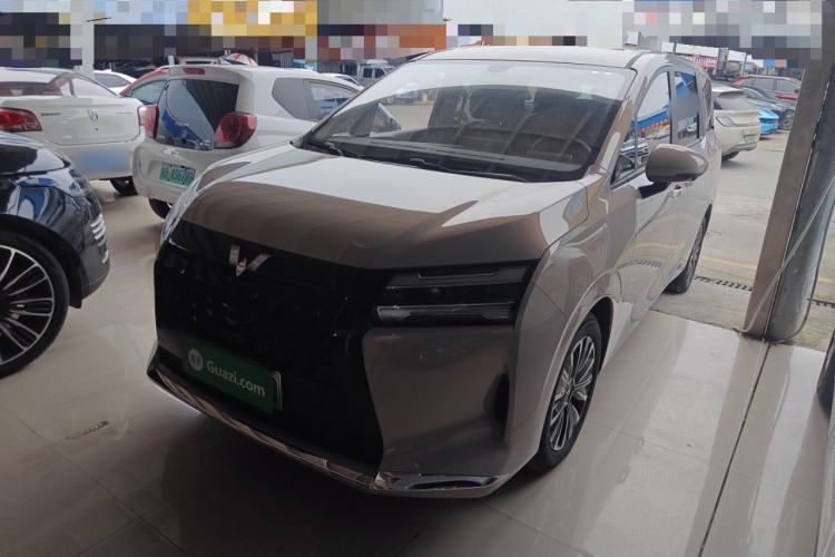 Used Wuling Starlight 730 2025 Model Plug-in Hybrid 125km Luxury Edition Guazi used car, China used car export, Used car for sale, Used cars, Cheapest cars for sale