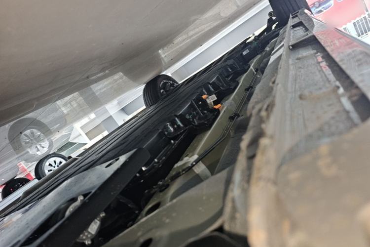 Used Wuling Starlight 730 2025 Model Plug-in Hybrid 125km Luxury Edition Chassis Front Right