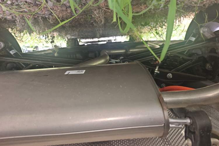 Used Wuling Starlight 730 2025 Model Plug-in Hybrid 125km Luxury Edition Chassis Rear