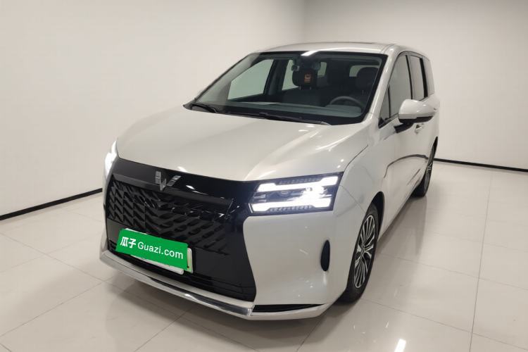 Used Wuling Starlight 730 2025 Model Plug-in Hybrid 125km Luxury Edition Guazi used car, China used car export, Used car for sale, Used cars, Cheapest cars for sale