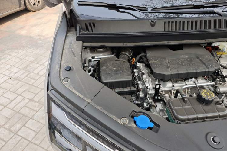 Used Wuling Starlight 730 2025 Model Plug-in Hybrid 125km Luxury Edition Engine Bay Right