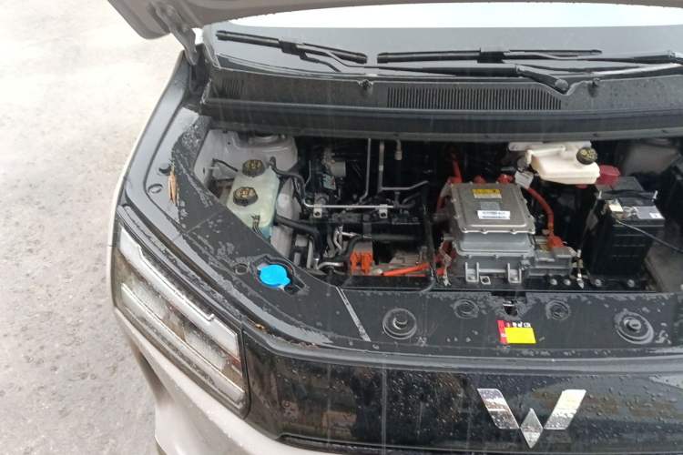 Used Wuling Starlight 730 2025 Model Pure Electric 500km Luxury Edition Engine Bay Right