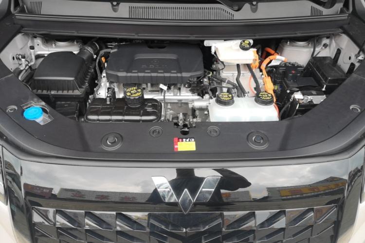 Used Wuling Starlight 730 2025 Model Plug-in Hybrid 125km Luxury Edition Engine Bay