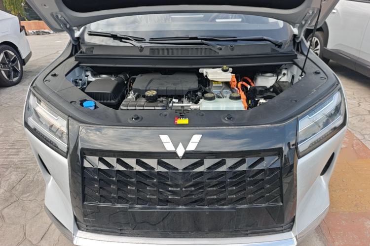 Used Wuling Starlight 730 2025 Model Plug-in Hybrid 125km Luxury Edition Engine Bay