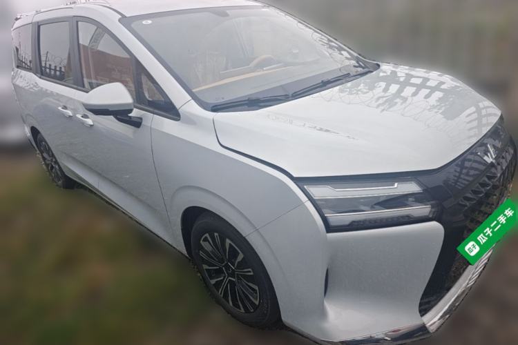Used Wuling Starlight 730 2025 Model Plug-in Hybrid 125km Luxury Edition Exterior 1