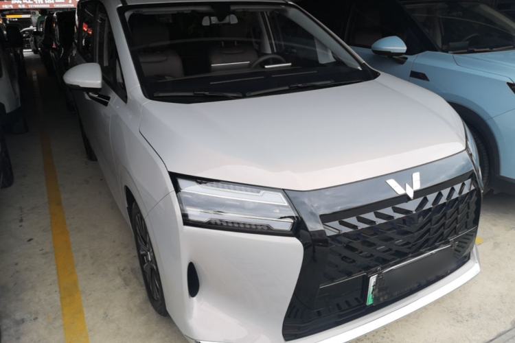 Used Wuling Starlight 730 2025 Model Plug-in Hybrid 125km Luxury Edition Exterior 1