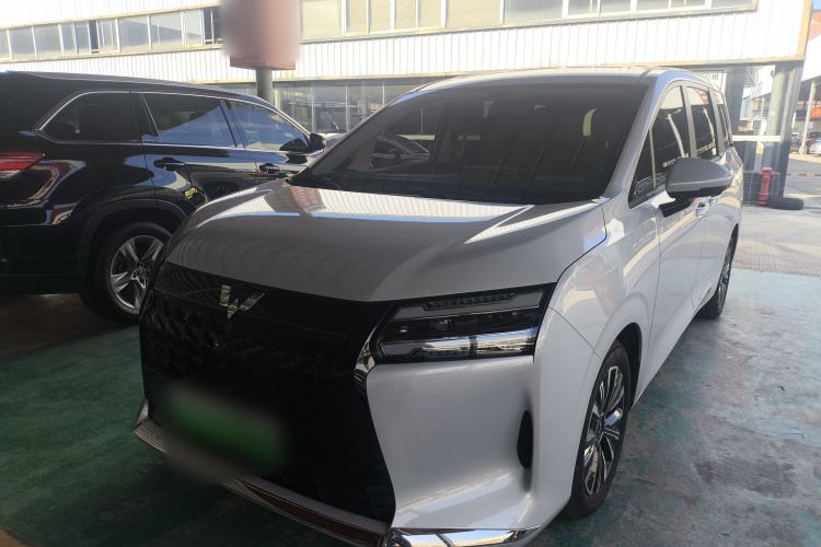 Used Wuling Starlight 730 2025 Model Plug-in Hybrid 125km Luxury Edition Exterior 1
